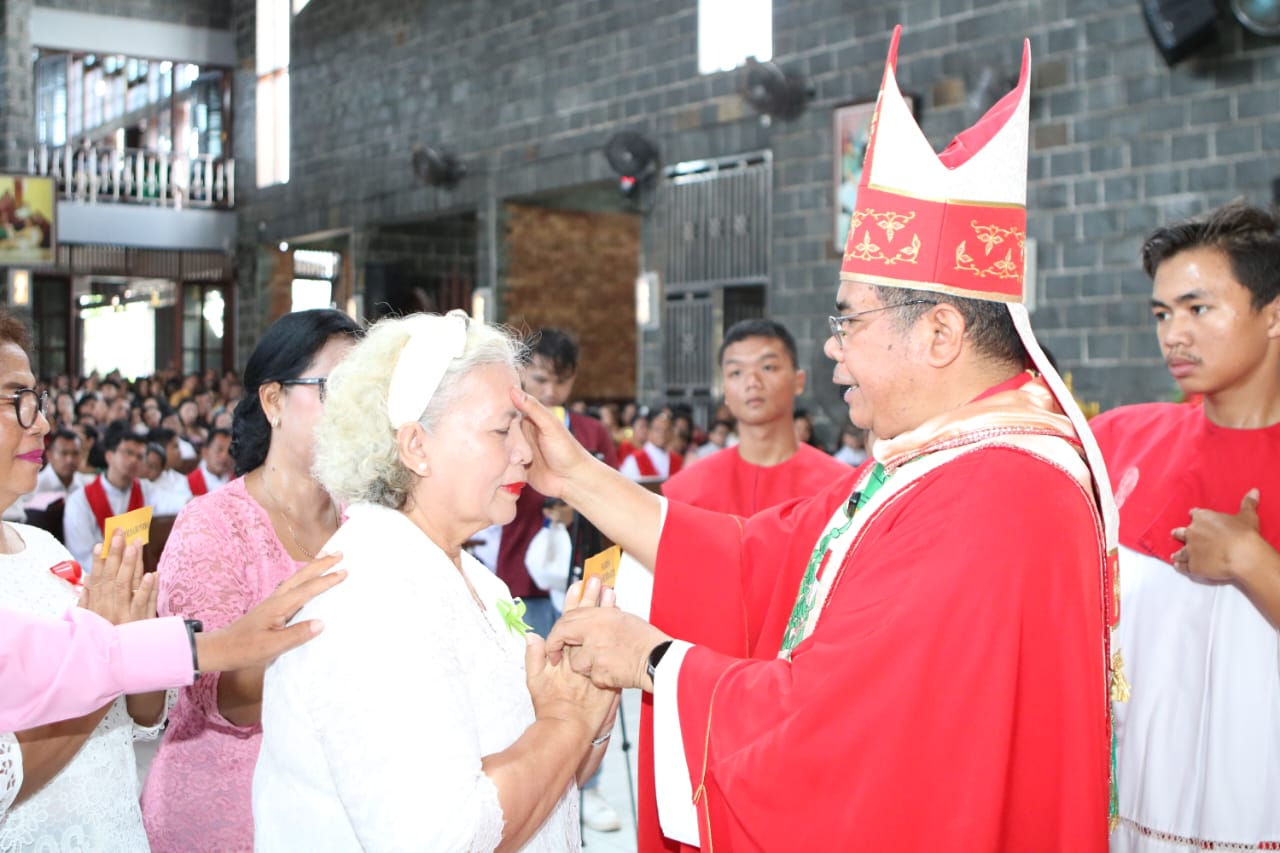 Penerimaan Sakramen Krisma dan Perayaan Paskah Persekutuan Bapak-Bapak Katolik (PBK) Paroki St. Fransiskus Assisi Medan Padang Bulan