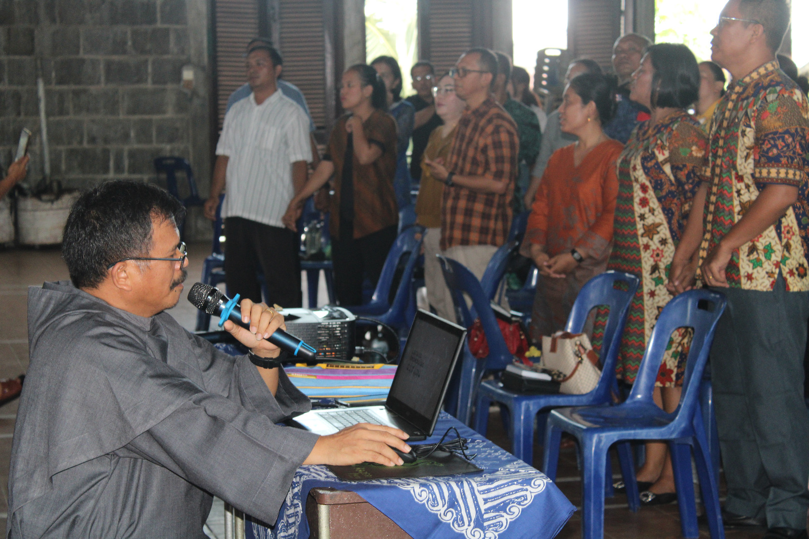 Seminar Keluarga Paroki St. Fransiskus Assisi: Komunikasi Sehat untuk Wujudkan Keluarga Bermisi